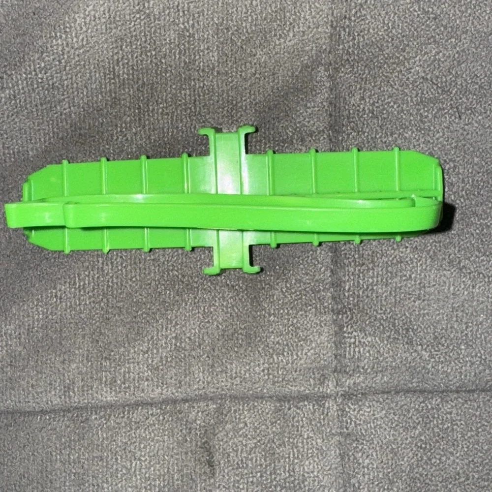 Hot Wheels replacement track